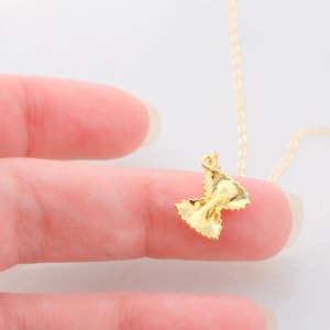 Small Pasta Necklace, Chef Necklace, Christmas Gift for her, Baking Lover Necklace, Simple Dainty Necklace, Cook Necklace Gift