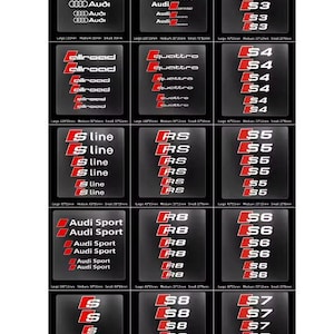Könnte beinhalten: Eine Sammlung schwarzer rechteckiger Aufkleber mit verschiedenen Audi-Logos und Modellbezeichnungen in Rot und Weiß. Enthält "S3", "S4", "S5", "S6", "S7" und "S8" Embleme sowie "allroad", "quattro", "S line", "RS" und "Audi Sport" Designs.