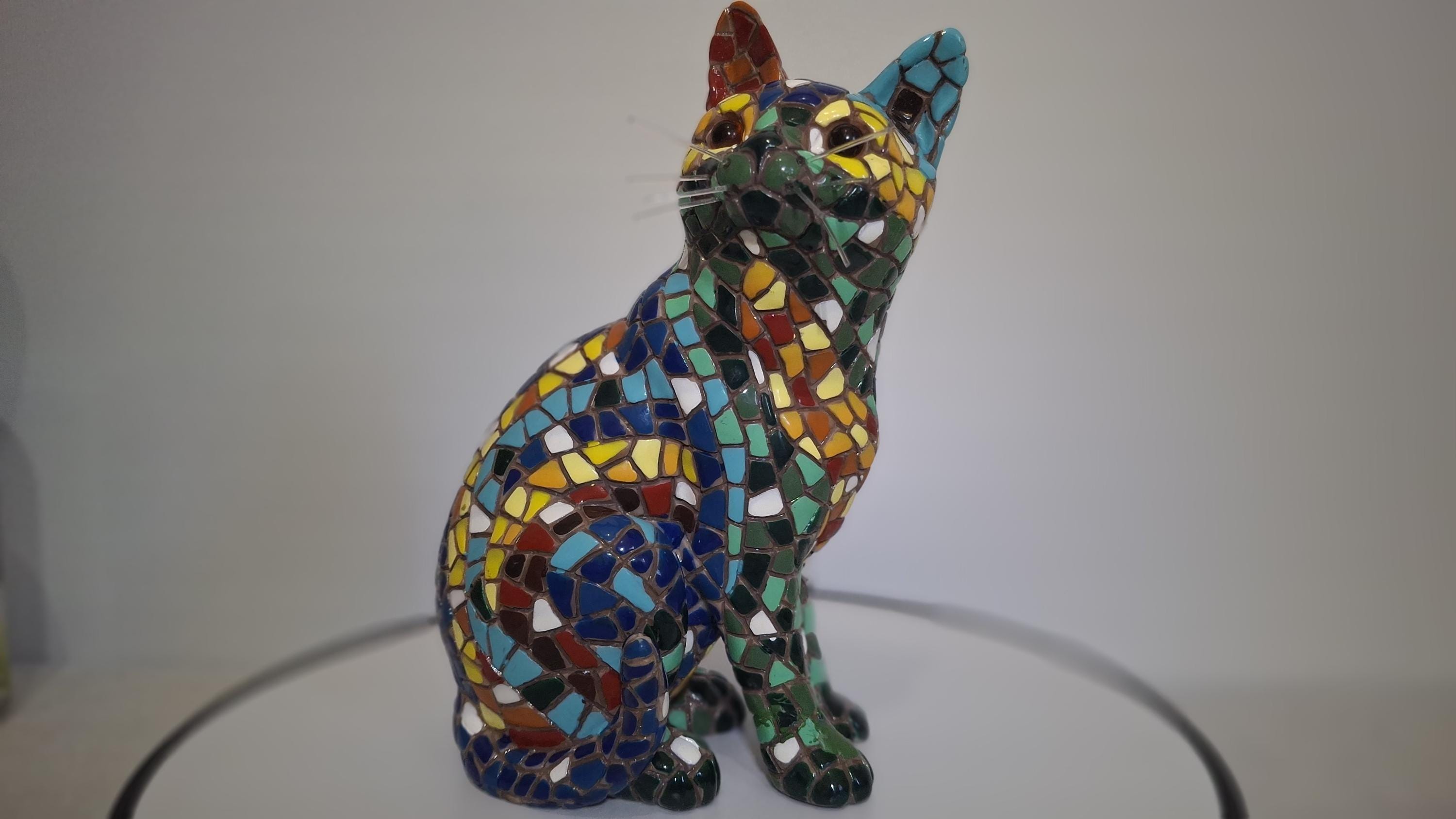 Gaudi figurine - Etsy 日本