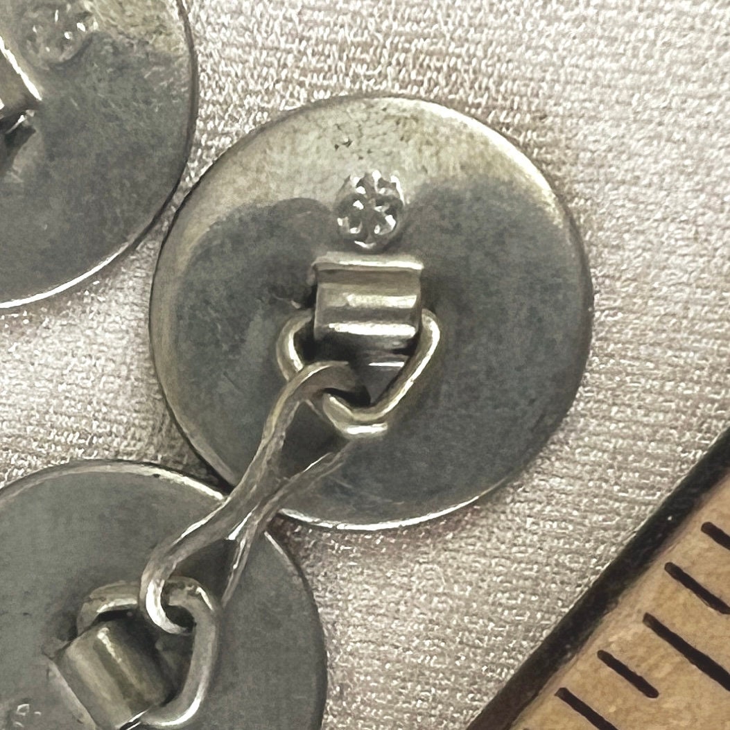 Parure Art Déco Rare En Argent, Nacre Et Onyx : Boutons De Manchettes Et Plastron - Vintage Chic