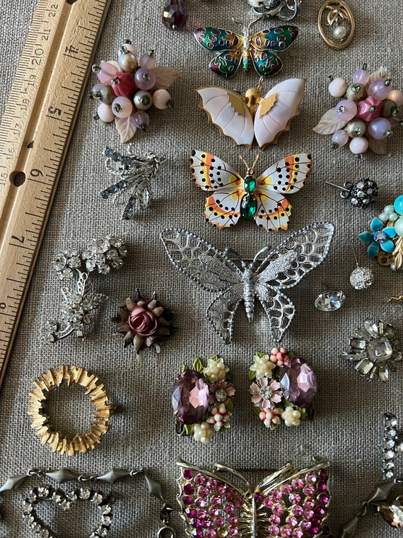 Butterflies and Rhinestone Jewelry Lot for DIY Br… - image 3