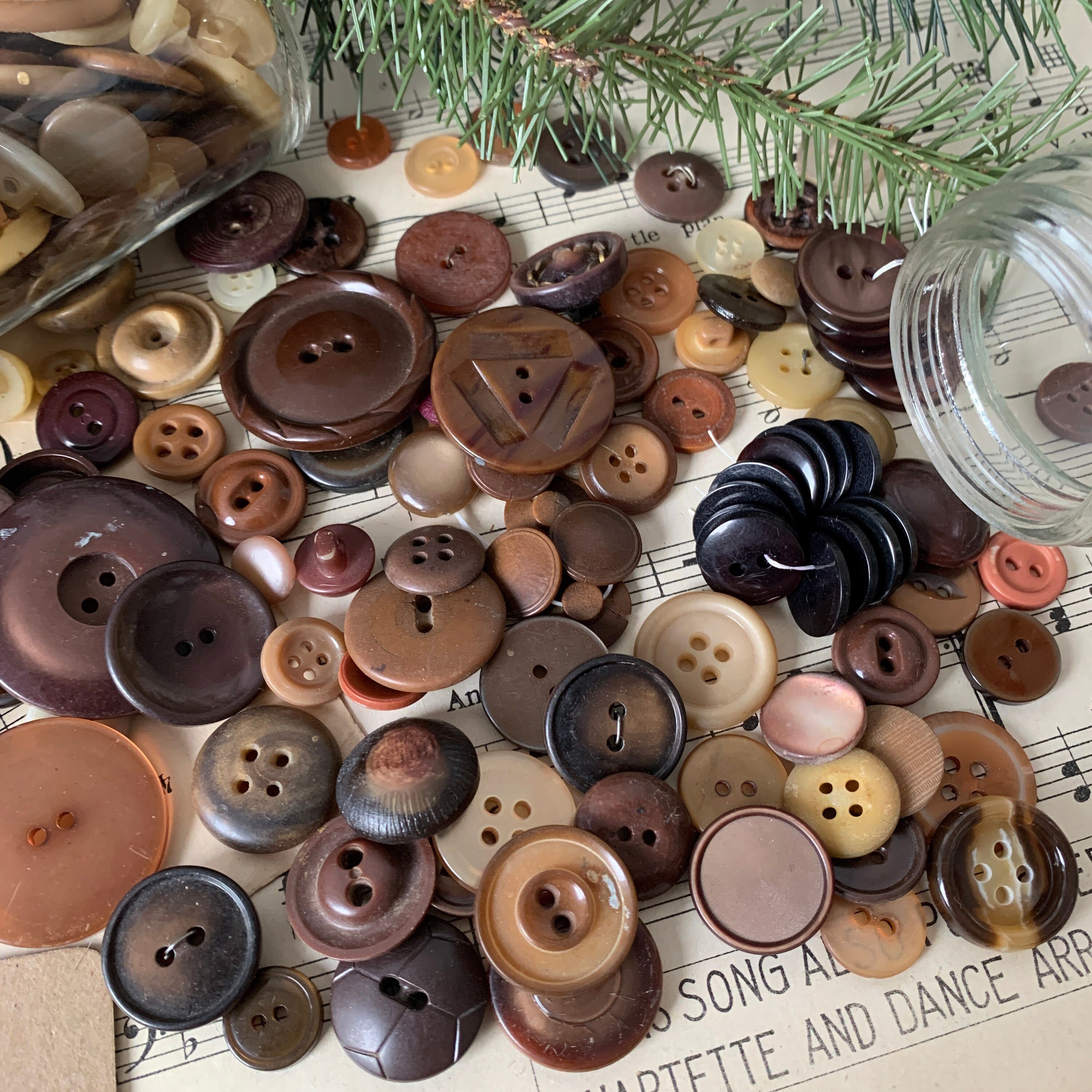 Vintage Brown Button Jar: 1950s Sewing Gift, Craft Supplies - Etsy