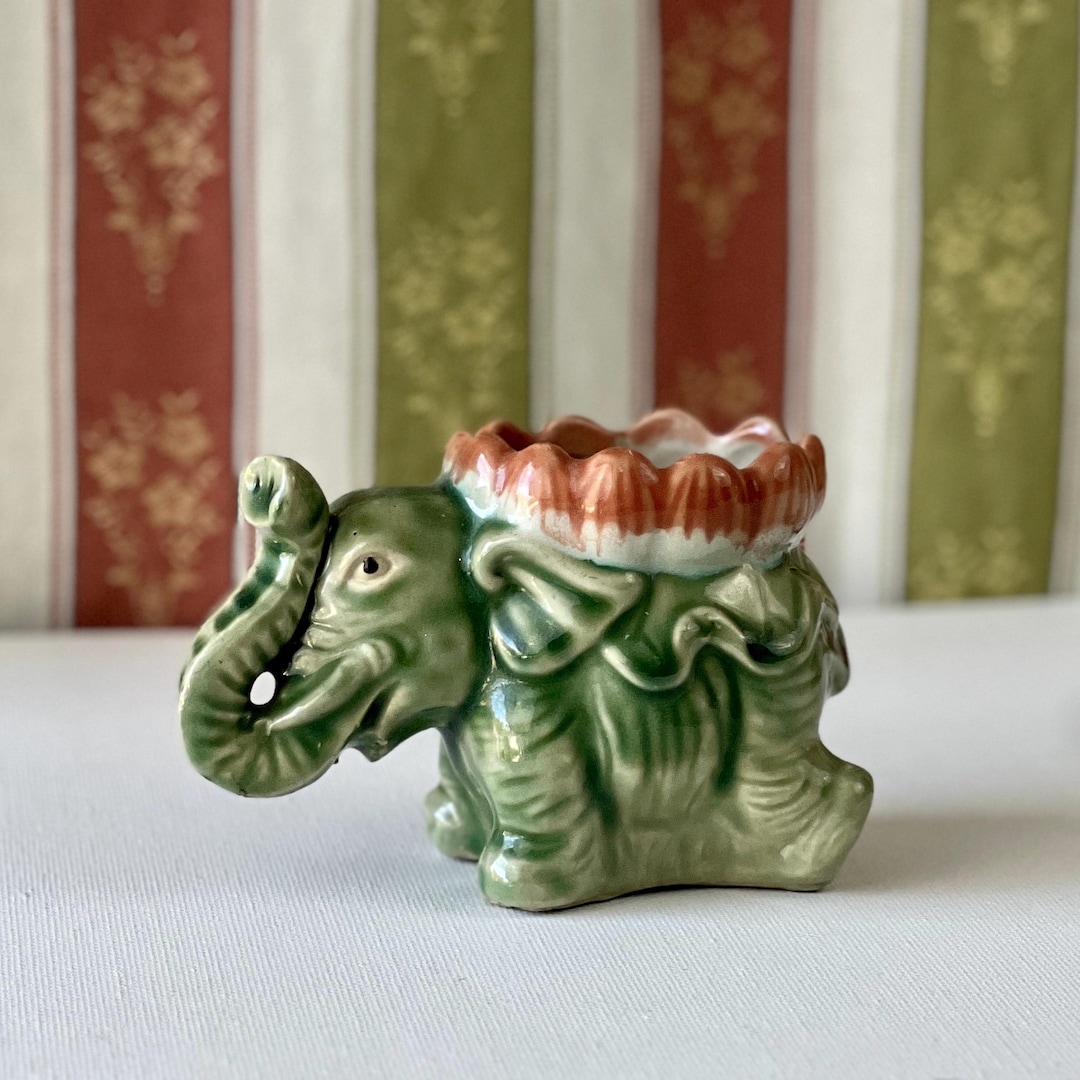 置物 Elephant Vintage Ceramic Elephant Plant Holder - Vase or Trinket Box #7891