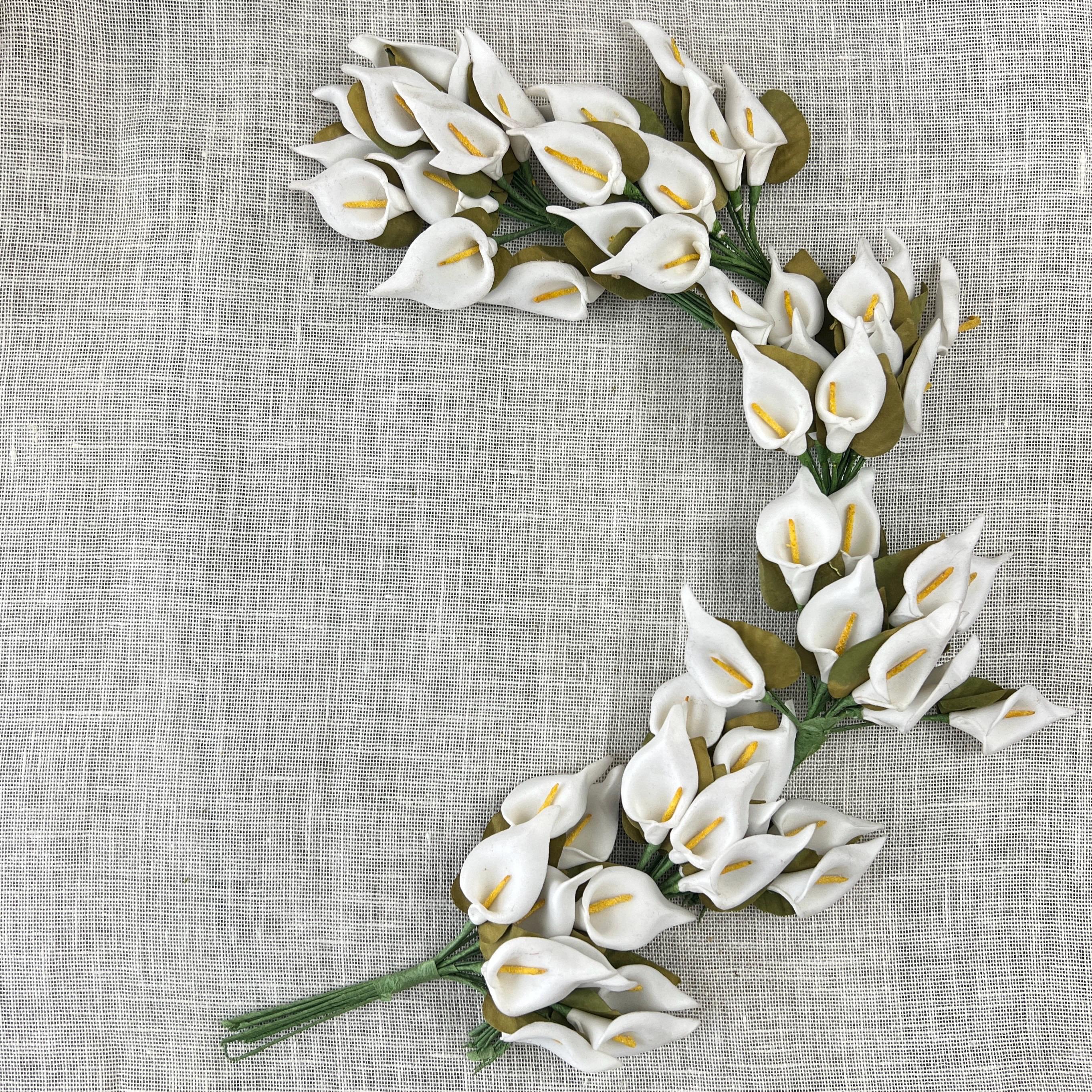White Lily Headband - Etsy display picture 3