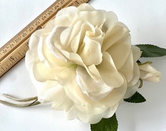 Vintage Hutblume, Anstecknadel, 13 cm, Seidenrose, blassgelb, Creme, Antikweiß #5977