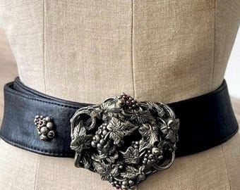 Black vintage Italian Leather Belt with Millefiori glass Accent. MCW New York. Vintage Richard Gampel France Black & Silver Leather Beaded  main image 2
