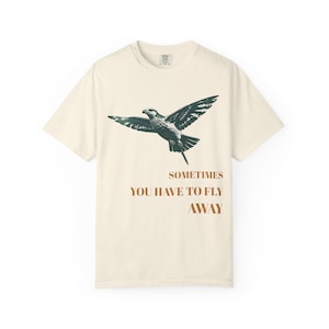 Inspirational Bird T-shirt: Motivational Tee, Gift for Her, Nature Lover, Unisex Apparel, Casual Outfit, Self-Discovery