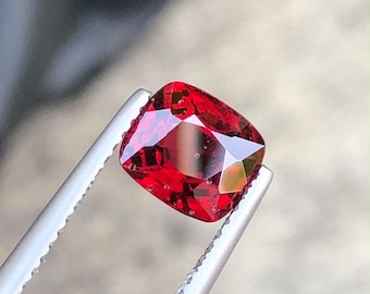 Natuurlijke rode spinel