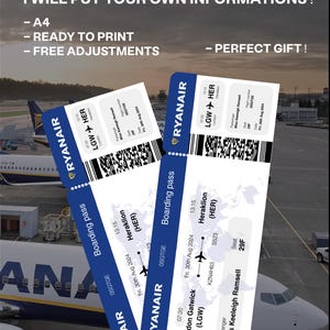 Könnte beinhalten: Zwei Ryanair-Flugtickets mit Flugdetails, einschließlich Abflug- und Ankunftsorten, Daten und Passagiernamen. Der Text "RYANAIR FLIGHT TICKET" und "I WILL PUT YOUR OWN INFORMATIONS!" sind zu sehen. Im Hintergrund ist ein Flugzeug abgebildet.