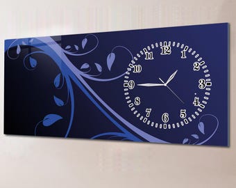 Reloj de pared floral abstracto – Decoración botánica morada de vidrio templado