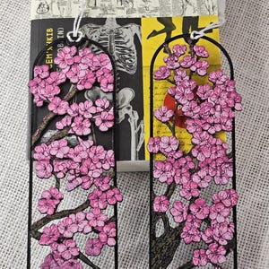 3D Printed Cherry Blossom Bookmark Set: Tactile Sakura Floral Accessories