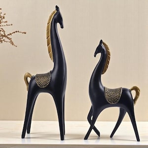 Scandinavian Resin Horse Figurines: Nordic Home Decor, 2-Piece Set