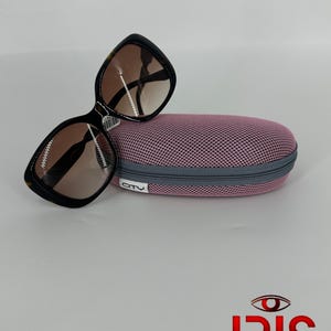 City Square Sunglasses – Black Frame with Gradient Brown Lenses, UV Protection