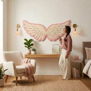 天使の羽のラグ、Instagram、Facebook、TikTokの写真撮影用小道具、ピンクのタフテッドラグ、話題のセルフィースポット装飾、手作りのおしゃれな部屋用ラグ、カスタムギフト