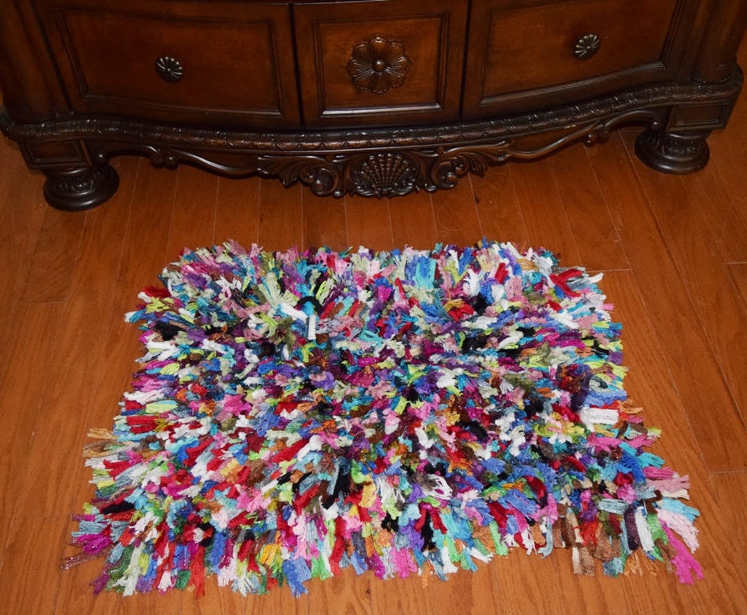 Recycled Hooked Rug From Leftover Ruffle Yarn or Sari Silk Ribbons ...
