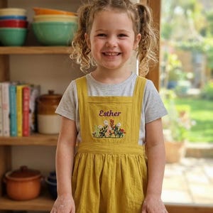 Wild Flowers Embroidered Personalized Kids' Aprons, Soft Cotton-Linen Blend, Perfect for Cooking, Baking, Arts & Crafts, Ideal Birthday Gift