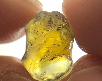 Rare Unheated Tanzanite Rough Crystal: Color Changing Zoisite, 4.35 Carats