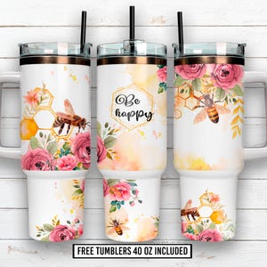 Puede incluir: Vasos blancos de 1,18 litros con diseños florales y de abejas. Cada vaso presenta un diseño diferente, que incluye rosas rosas, patrones de panal y la frase "Be happy". Los vasos tienen pajitas negras y bordes color cobre.