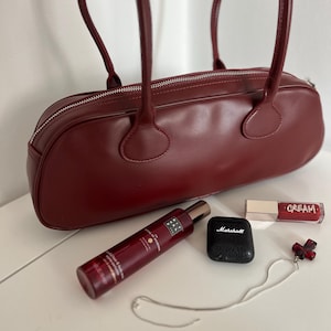 Leather Baguette Bag – Marsala Bordeaux Purse | Elegant Shoulder Handbag | Minimalist Tote for Everyday & Evening