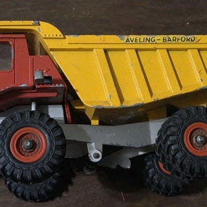 Dinky toys 924 aveling barford centaur