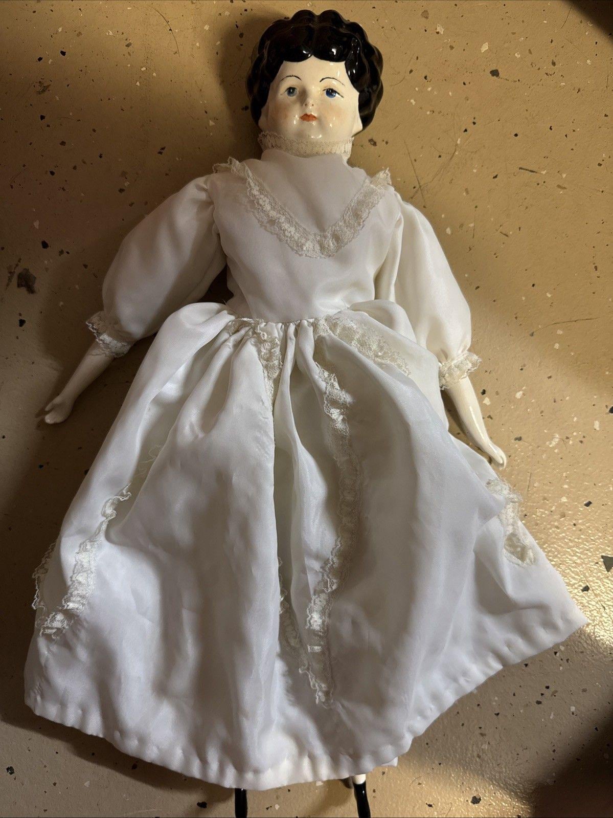 * vintage doll's head ୨୧ * 黒髪のチャイナヘッドさん vintage doll's head ୨୧ * 黒髪のチャイナヘッドさん China