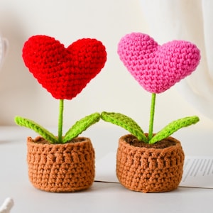 Crochet Heart Pot, Red/Pink Heart Plant, Crochet Valentine's Heart Potted Plant, Crochet Heart, Thank You Gift, Teacher Appreciation Gift