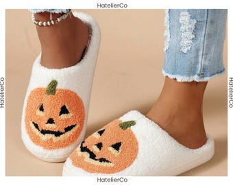 Halloweenpumpatofflor, vita plyschhusskor, mysiga Jack O'Lantern-tofflor, halkfria vinterhusskor, present till henne