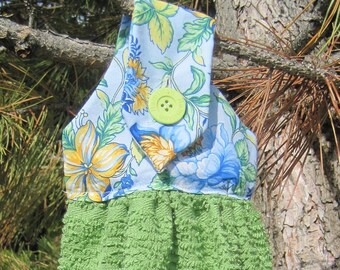 hanging towel single green towel - useful gift for mom sister - kitchen decor - green ad blue toile - camping gear - towels