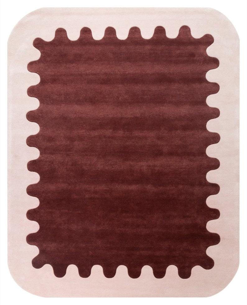 Wavy border rug
Modern abstract rug
Brown cream carpet
Contemporary area ru
Designer area rug
Trendy interior carp
Minimalist home deco
Soft living room
Luxury abstract rug
Handmade tufted rug
Modern geometric rug
Unique shape rug
Aesthetic designer