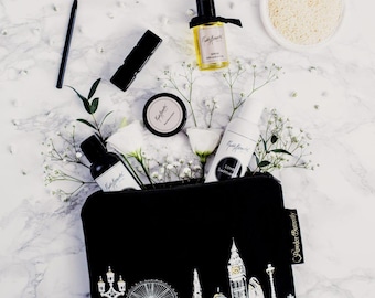 Handcrafted St. Paul’s Cathedral Beauty Bag – Perfect London Gift