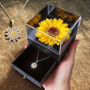 Sunflower Necklace Gift Box: Stainless Steel Pendant