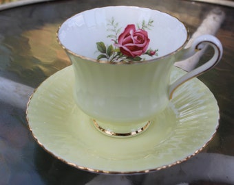 Vintage 1950s 1960s Paragon Fine Bone China Pale Yellow Footed Teacup & Saucer Set with Rose and Gilt Trimmed Scalloped Edges English Made