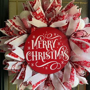 Merry Christmas Wreath/Red and White Christmas Wreath/ Christmas Decor/Free Ship
