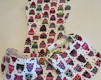 Owls Baby Girl Bib Burp Cloth Gift Set/Baby Shower Gift