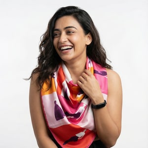 Pañuelo de satén con ilustración de moda colorblock, cuadrado 50x50 / 90x90 cm