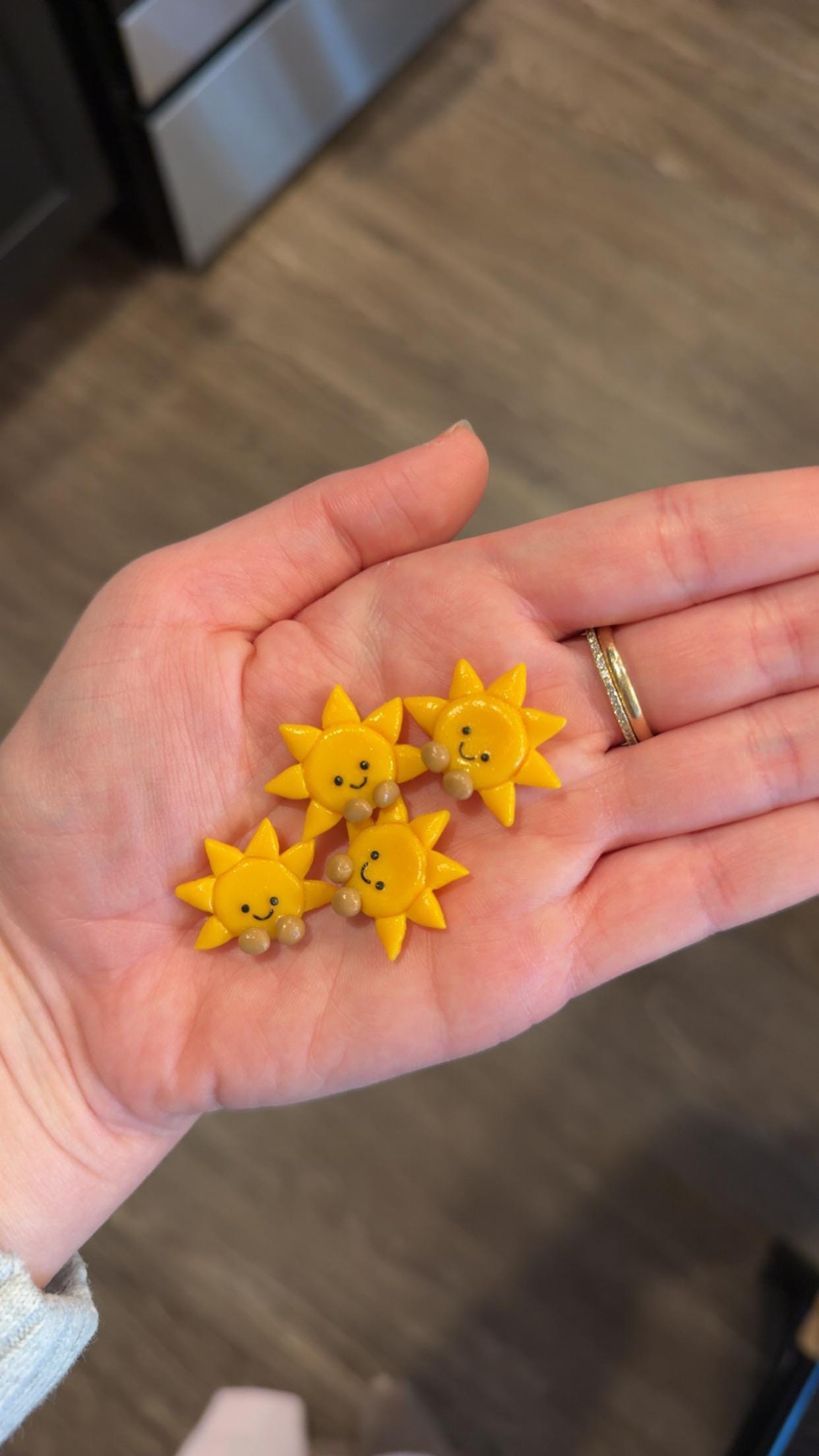 Jellycat Style Sun Clay Magnet, Refrigerator Magnet, Suns, Smile