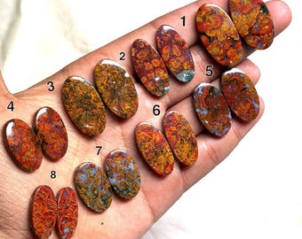 Hungarian agate gemstone are pried for their striking banded patterns