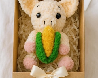 Crochet Pig Holding Corn Pattern, Easy Amigurumi (PDF Pattern)