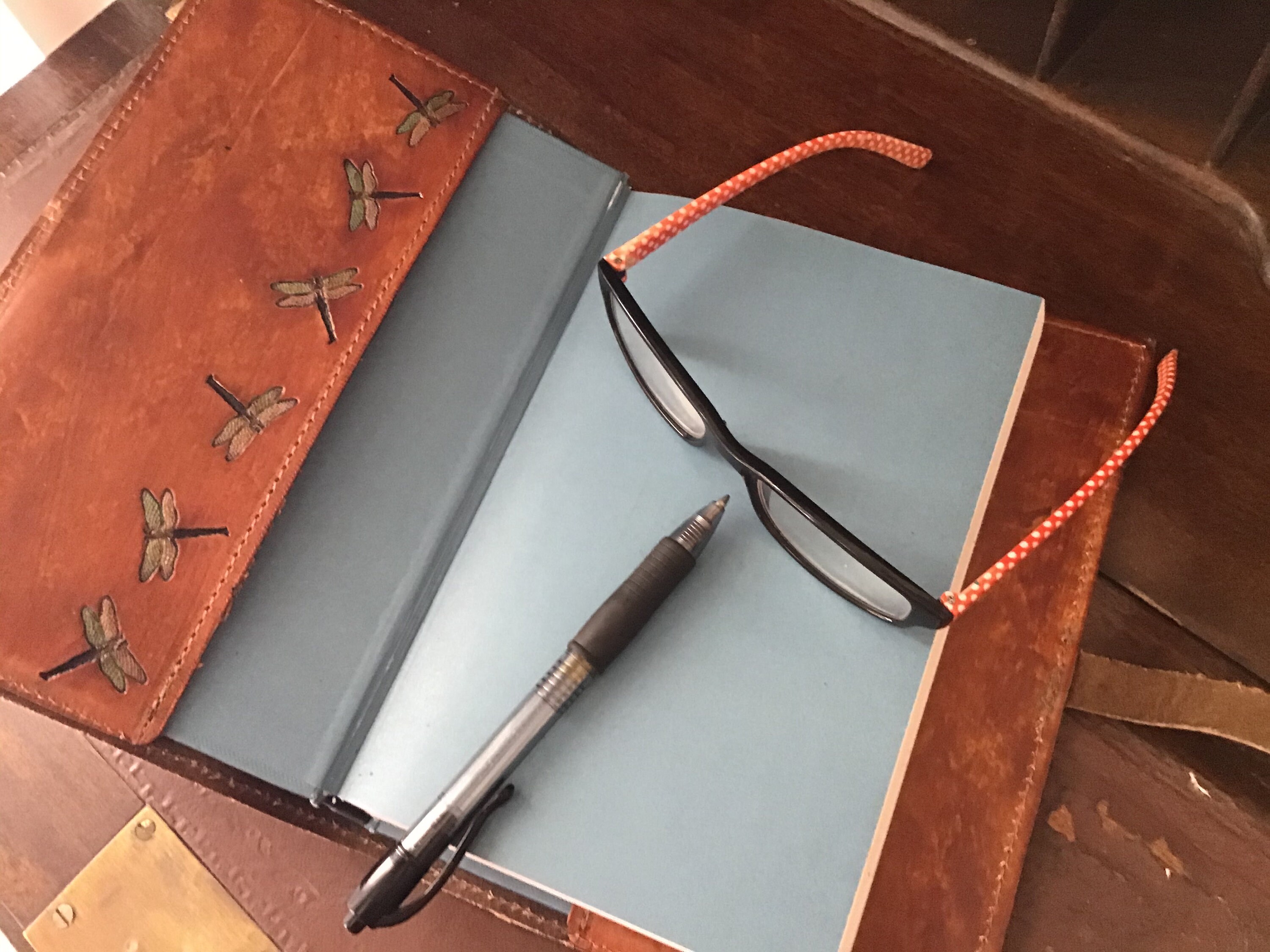 Diario In Pelle Con Libellula - Notebook A6 Con Citazioni Motivazionali, Tasca Con Cerniera, Regalo Ispirazionale