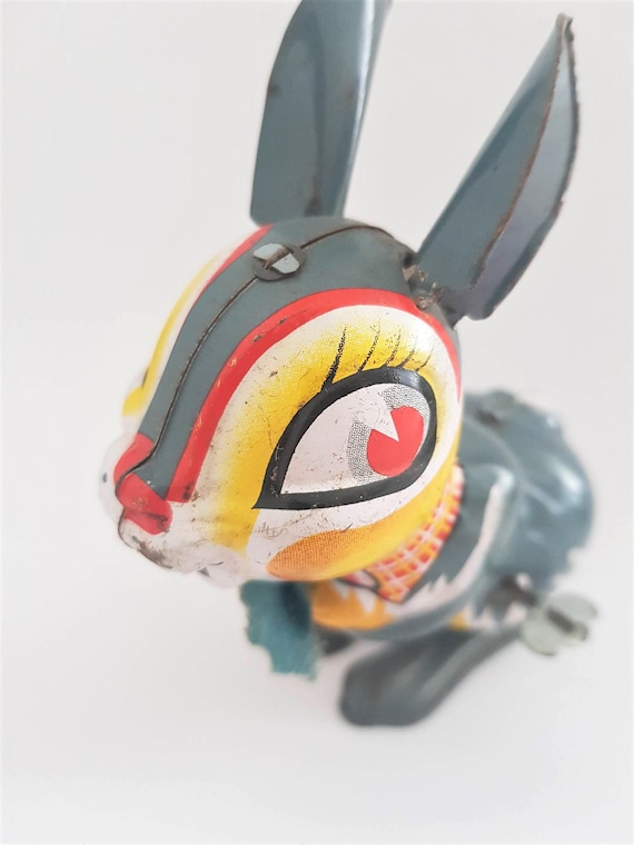 Vintage Japanese Wind up Hopping Tin Rabbit - Etsy Israel
