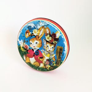 Vintage 1950s Hollands Rabbits Toffee Tin