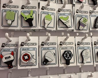 Adornos para zapatos con luz Kpop / Zuecos de espuma para fans de grupos de chicos