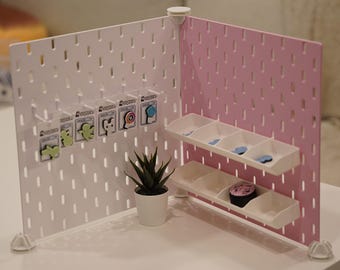 Artist Alley Pegboard Display Panel | Modular Grid for Art Prints, Pins, Charms