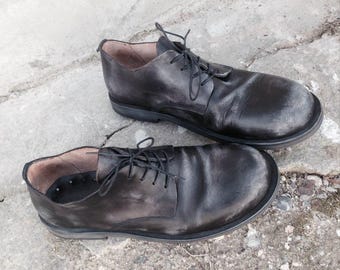 Black Leather Boots Article 37