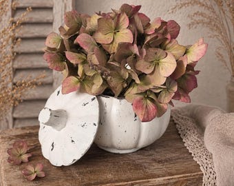 Concrete pumpkin with lid | Shabby chic autumn decoration | Vintage country house decor | Handmade | Optional dried flowers