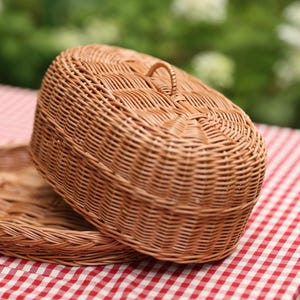 Rieten broodmand, broodmand met deksel, geweven brooddoos, broodopbergdoos, rieten opbergmand, broodhouder met deksel, handgemaakte broodmand afbeelding 2
