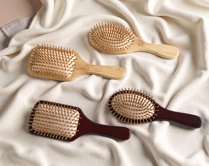Personalized Hair Brush with Free Christmas Gift Engraved bridesmaids Gifts