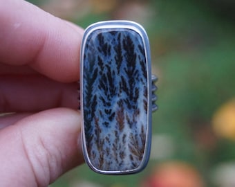 Size 7.75 Canadian River Plume Agate. Vertical Ring. Statement Ring. Recycled Sterling Silver Ring. Silversmith. Wide Band Ring.