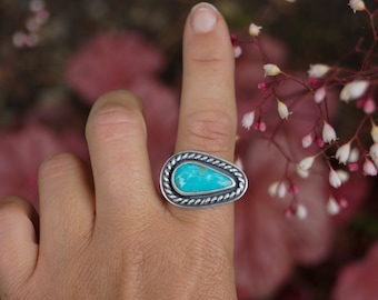 Size 9.25 Kingman Turquoise Ring. Turquoise Ring. Horizontal Turquoise Ring. Statement Ring. Recycled Sterling Silver Ring. Silversmith