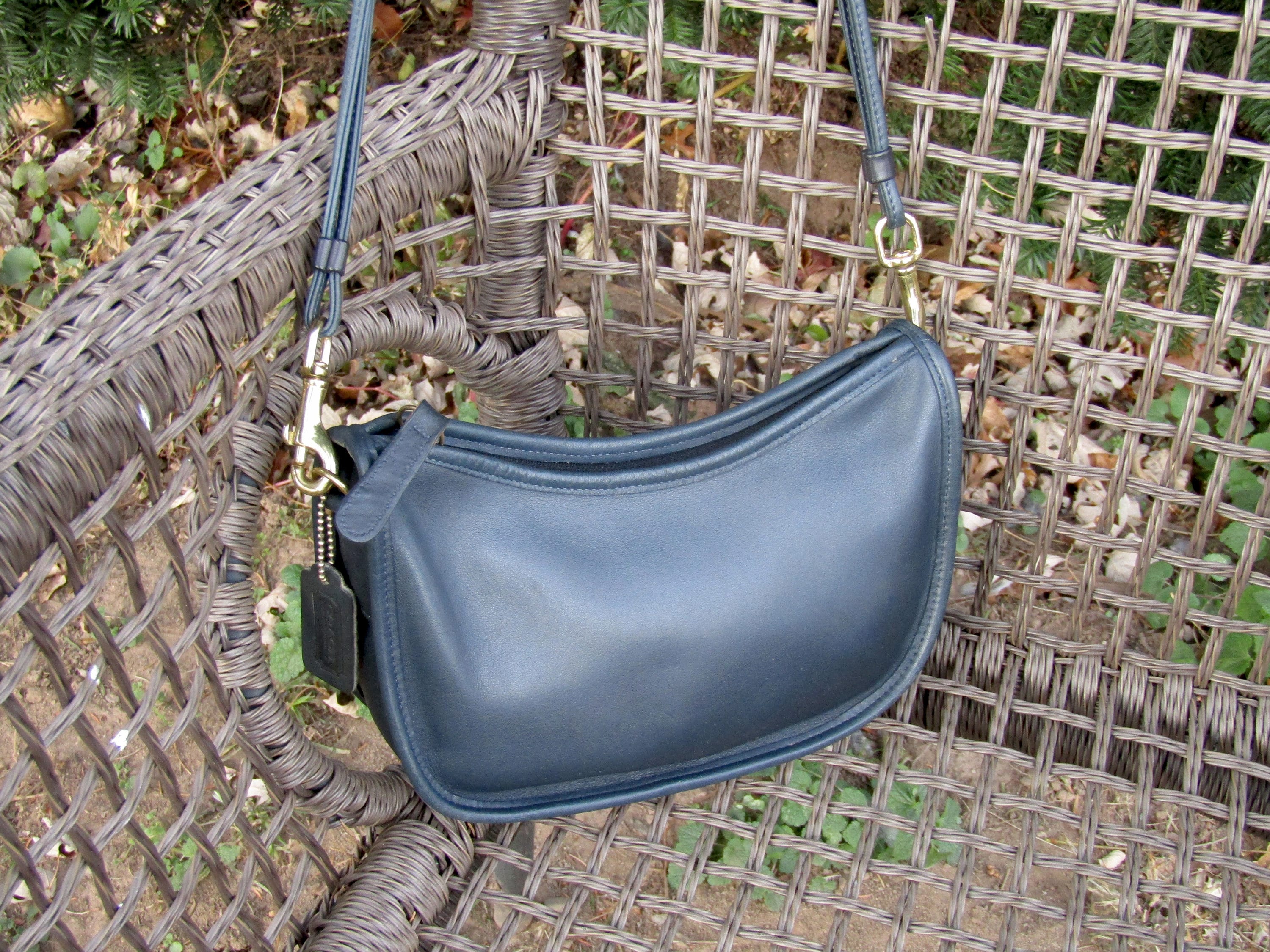 Gwen Small Purse - Navy Jane